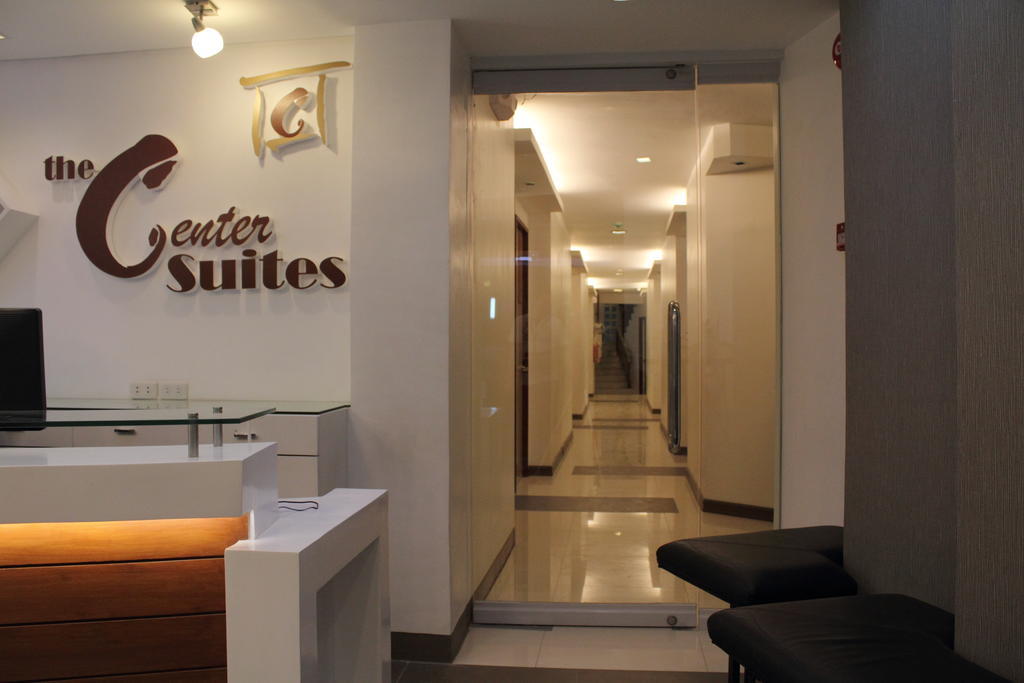 The Center Suites Себу Экстерьер фото