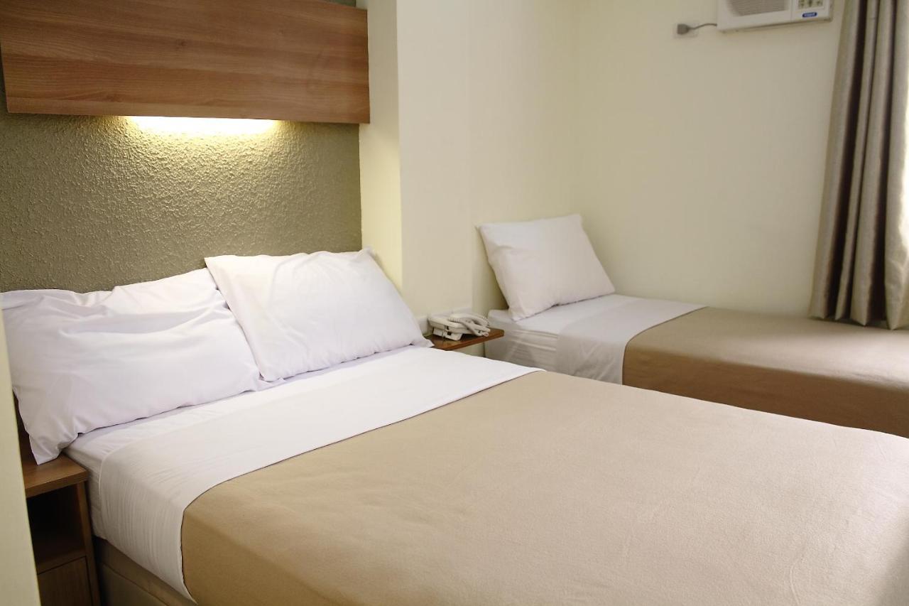 The Center Suites Себу Экстерьер фото